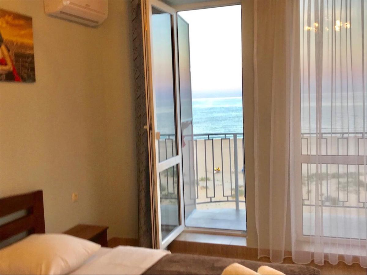 Hotel Golden Beach Затока Экстерьер фото