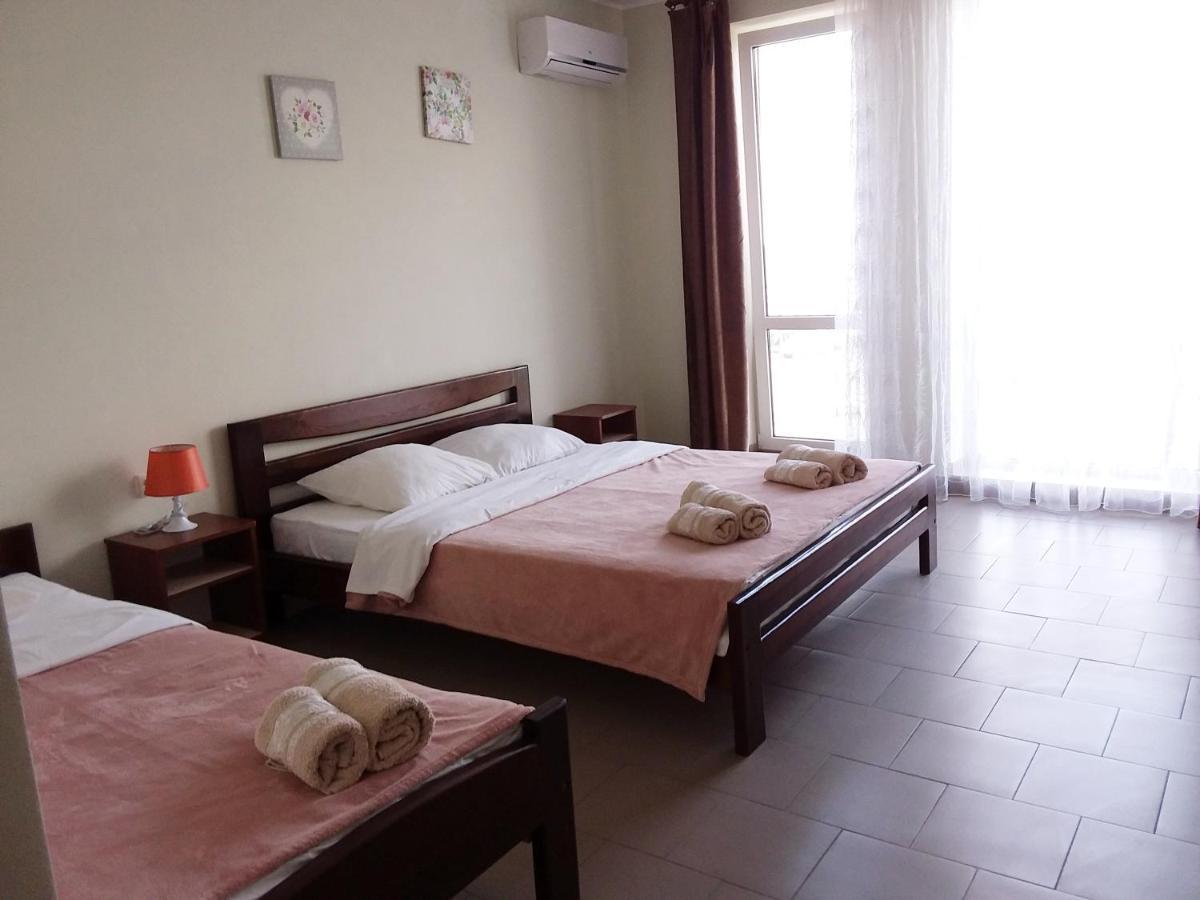 Hotel Golden Beach Затока Экстерьер фото