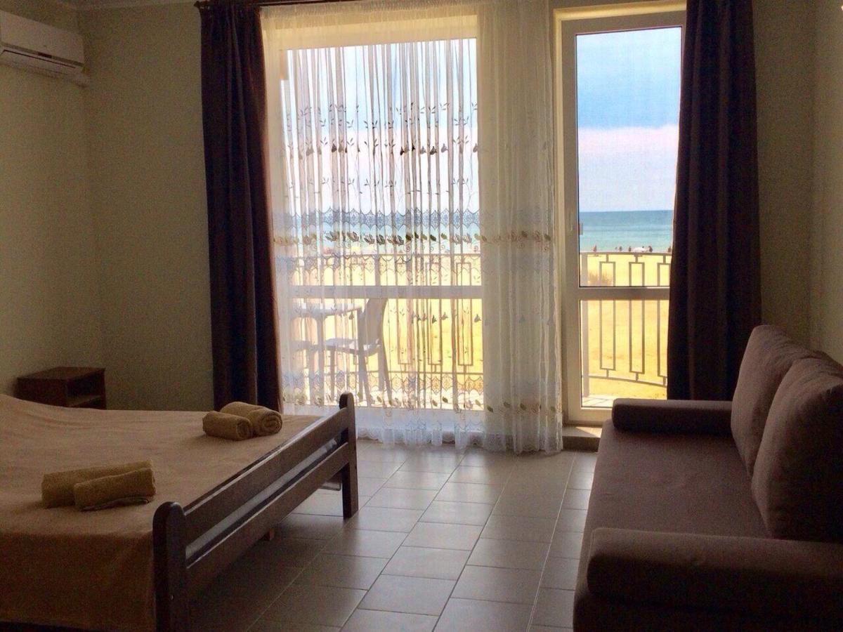 Hotel Golden Beach Затока Экстерьер фото