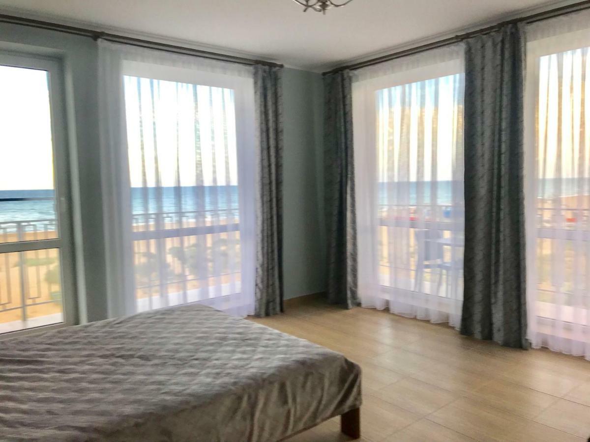 Hotel Golden Beach Затока Экстерьер фото