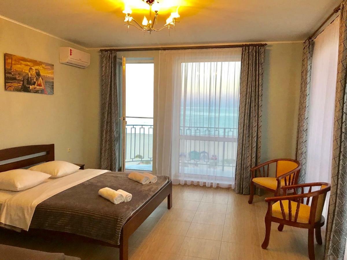 Hotel Golden Beach Затока Экстерьер фото