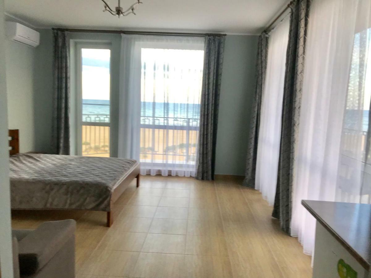 Hotel Golden Beach Затока Экстерьер фото