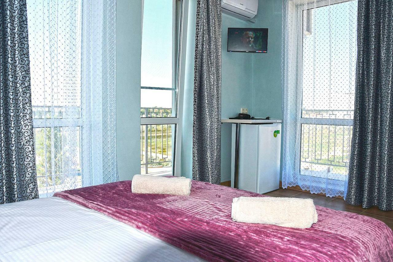 Hotel Golden Beach Затока Экстерьер фото