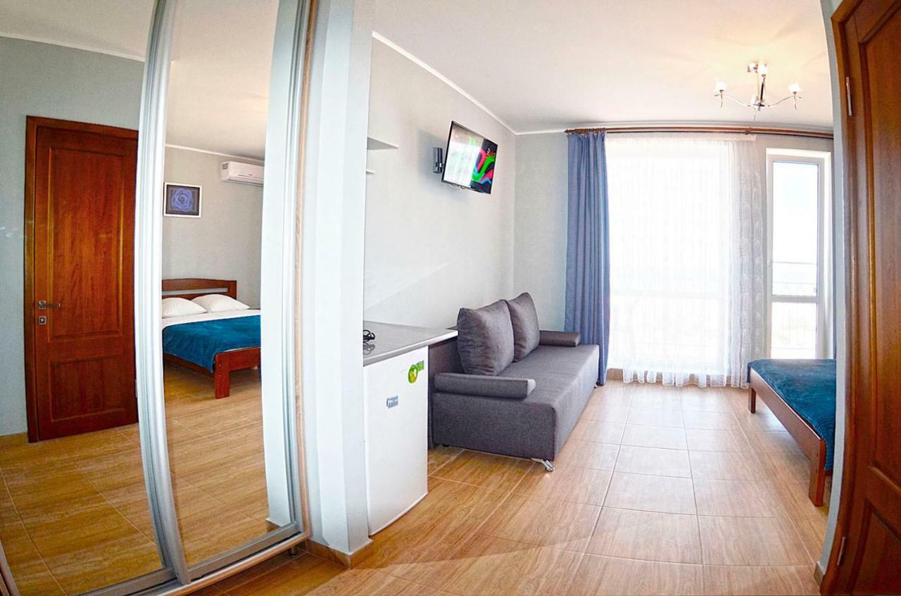 Hotel Golden Beach Затока Экстерьер фото