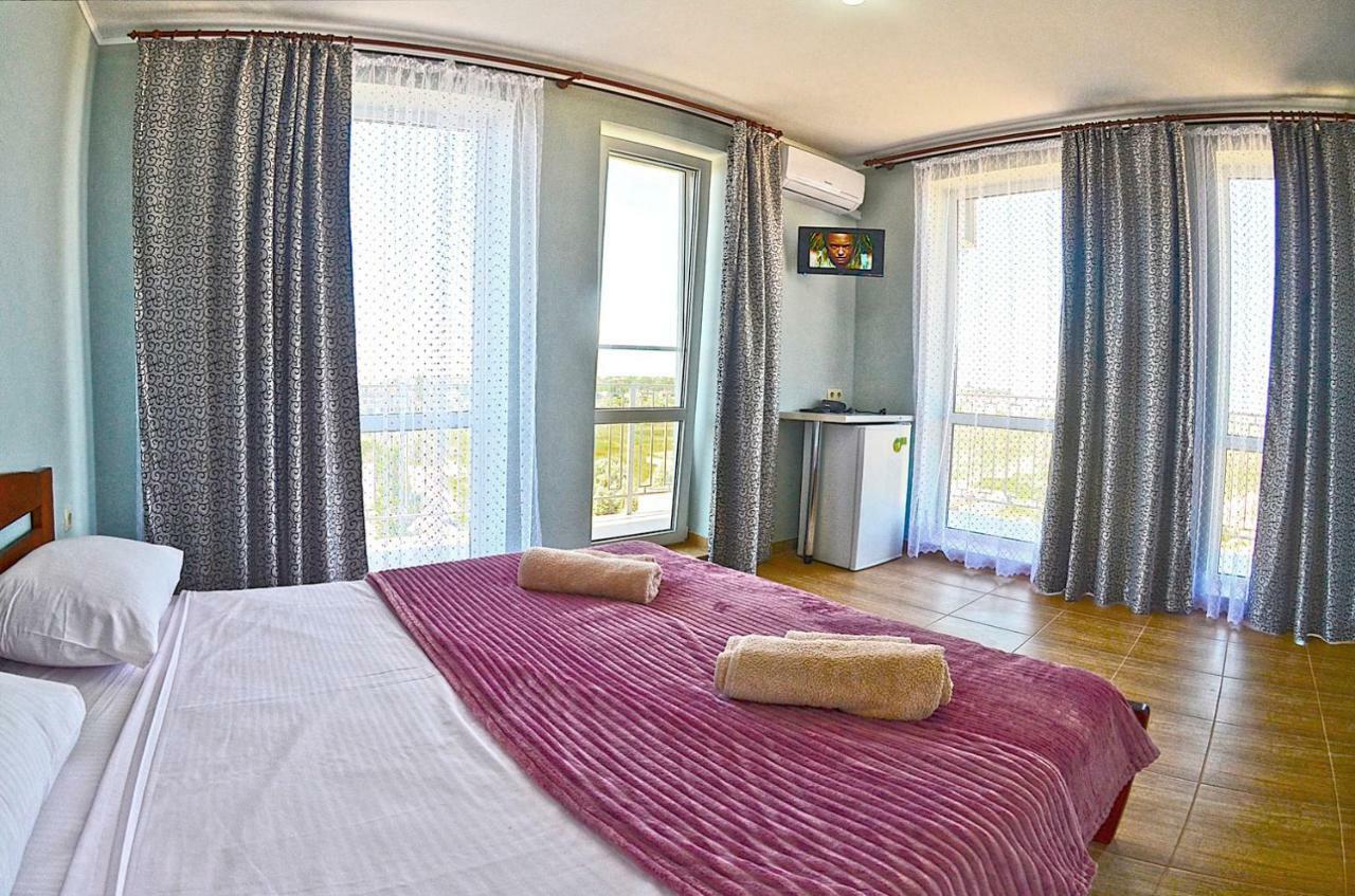 Hotel Golden Beach Затока Экстерьер фото