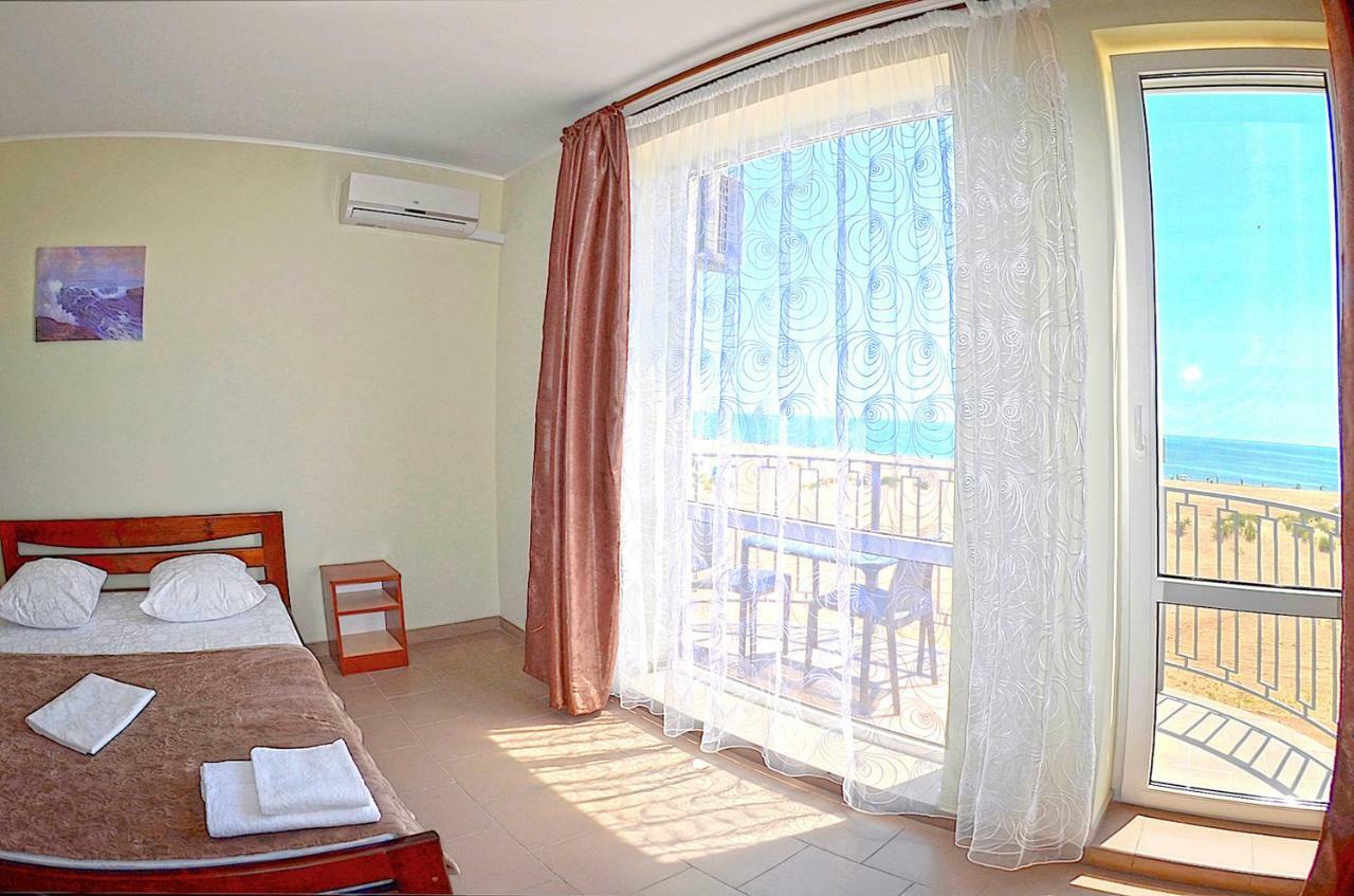 Hotel Golden Beach Затока Экстерьер фото