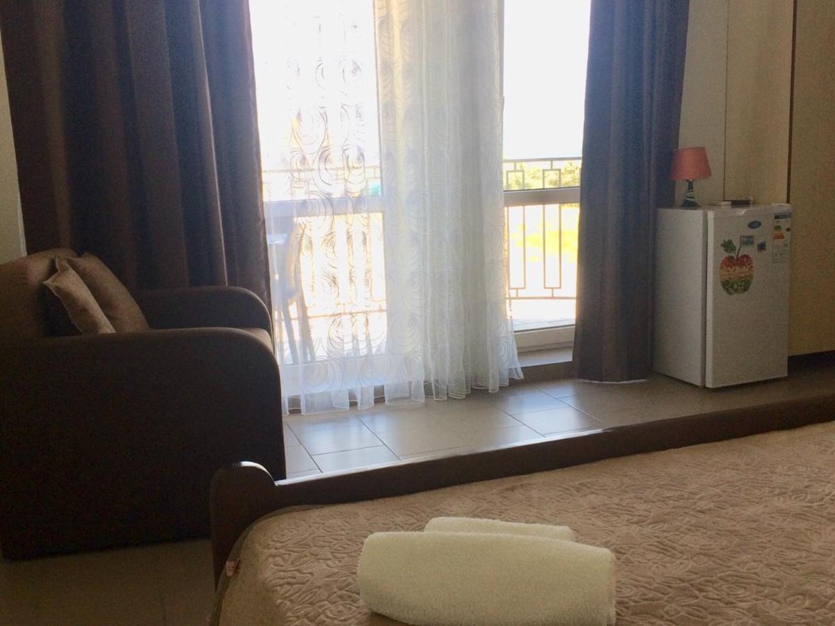 Hotel Golden Beach Затока Экстерьер фото